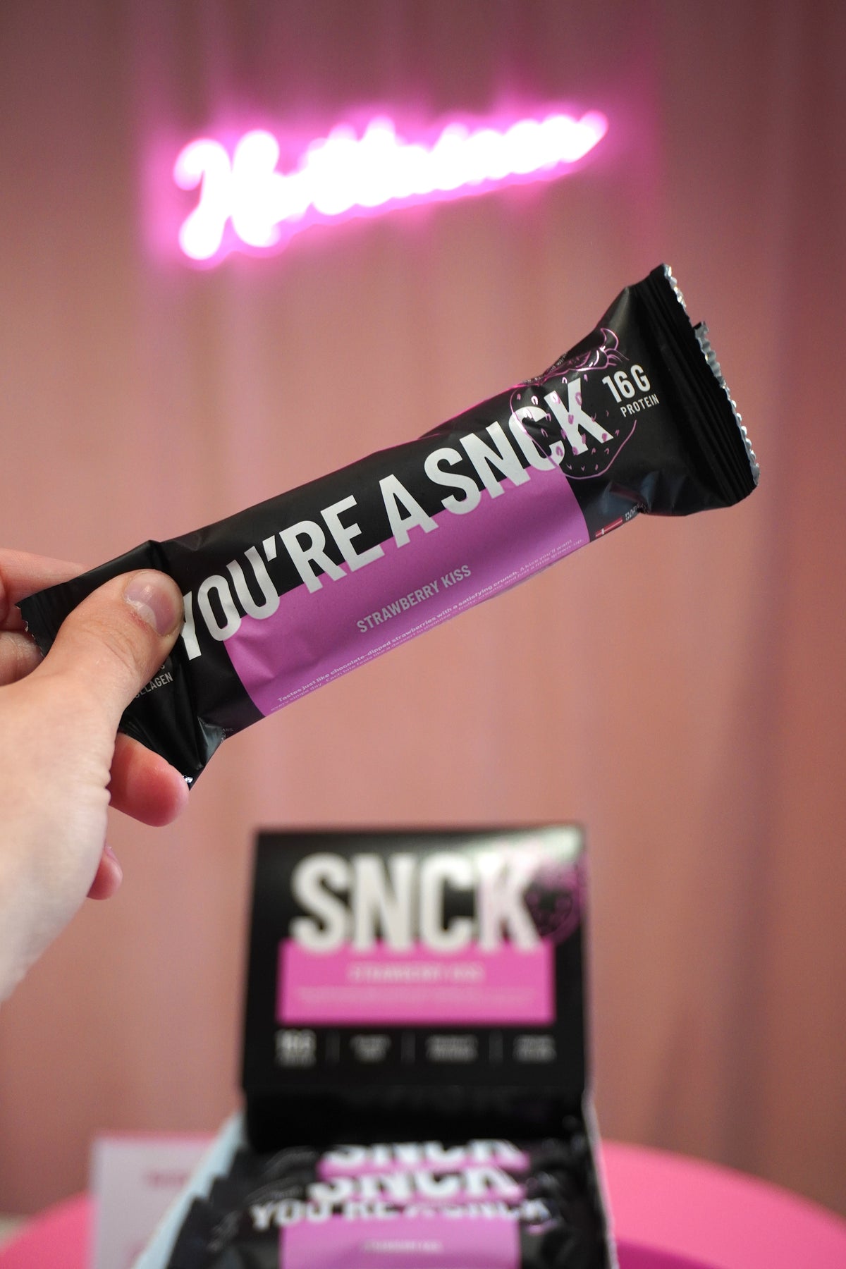 SNCK STRAWBERRY KISS BAR